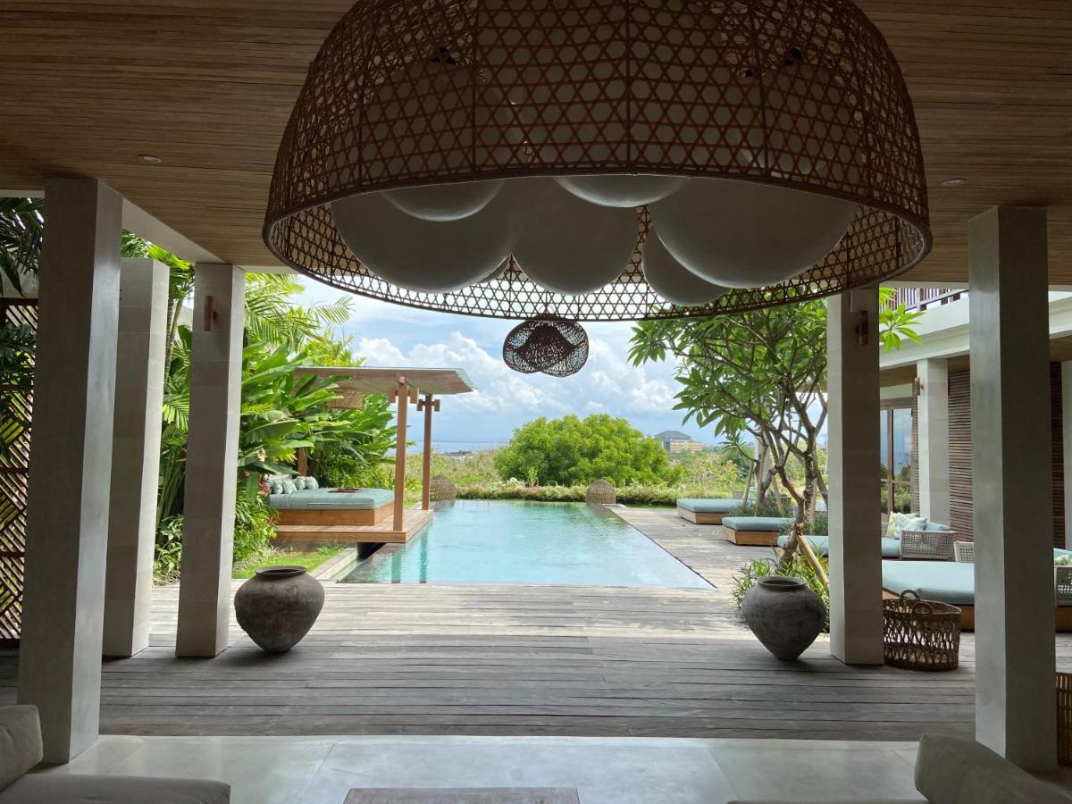 Villa Biarritz Uluwatu Exterior foto